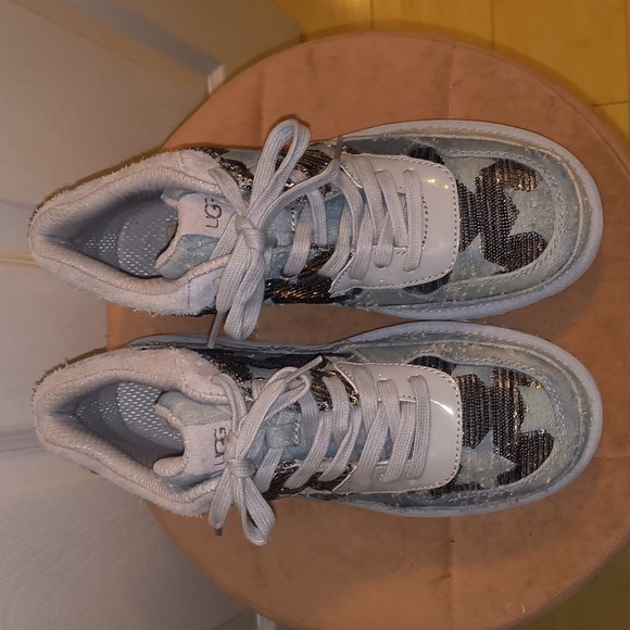 UGG Highland Sneakers Size 10 NWOB - Picture 3 of 8